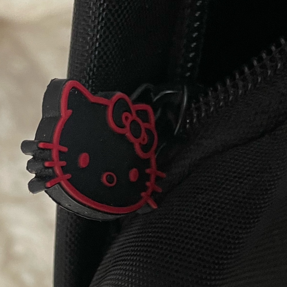 NWOT Hello Kitty Computer Laptop Messenger Bag w/ Adjustable Carry Strap - Picture 7 of 10